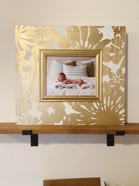 *NEW* Gold modern floral frame